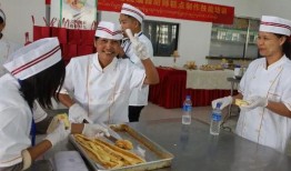 湖北缅甸厨师爆料视频播放,视频播放引发热议