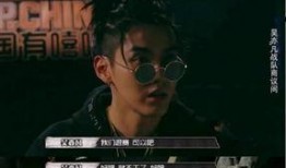 小鲜肉爆料男导演视频,小鲜肉揭露娱乐圈幕后真相